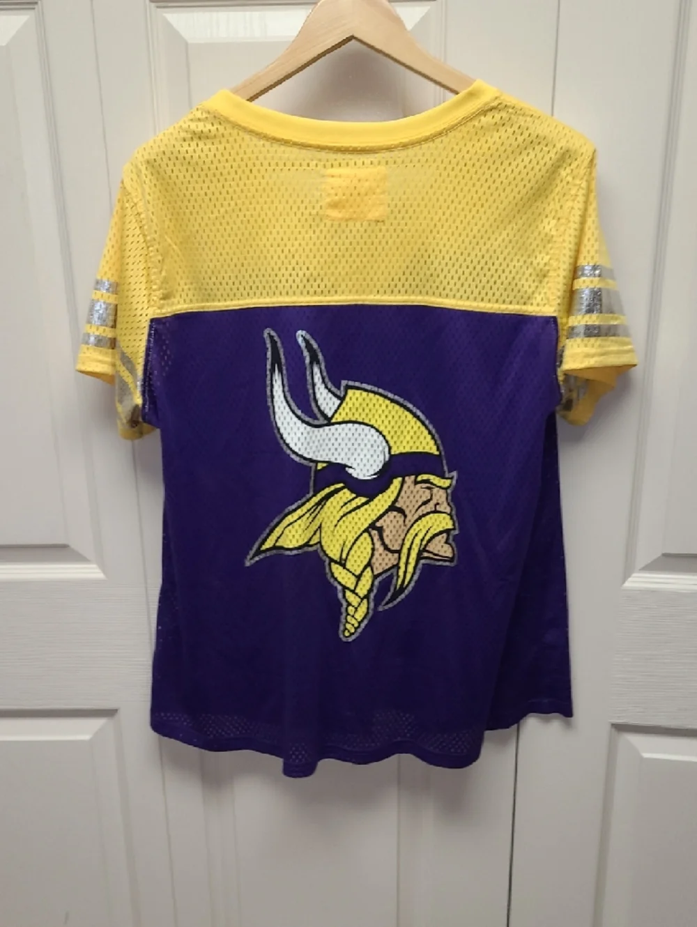 NFL Team Apparel Minnesota Vikings V neck Women's Mesh Team Jersey Top